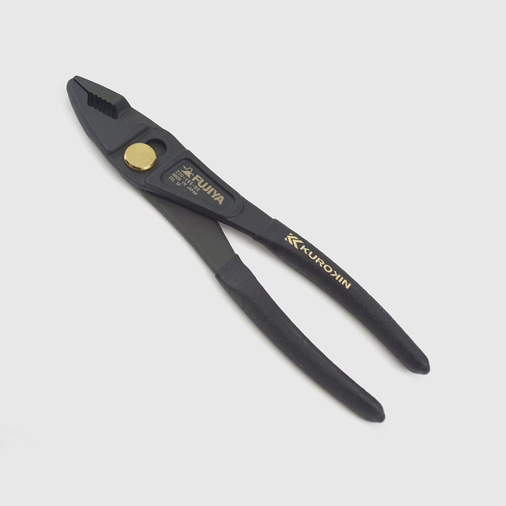 Ultra-light combination pliers