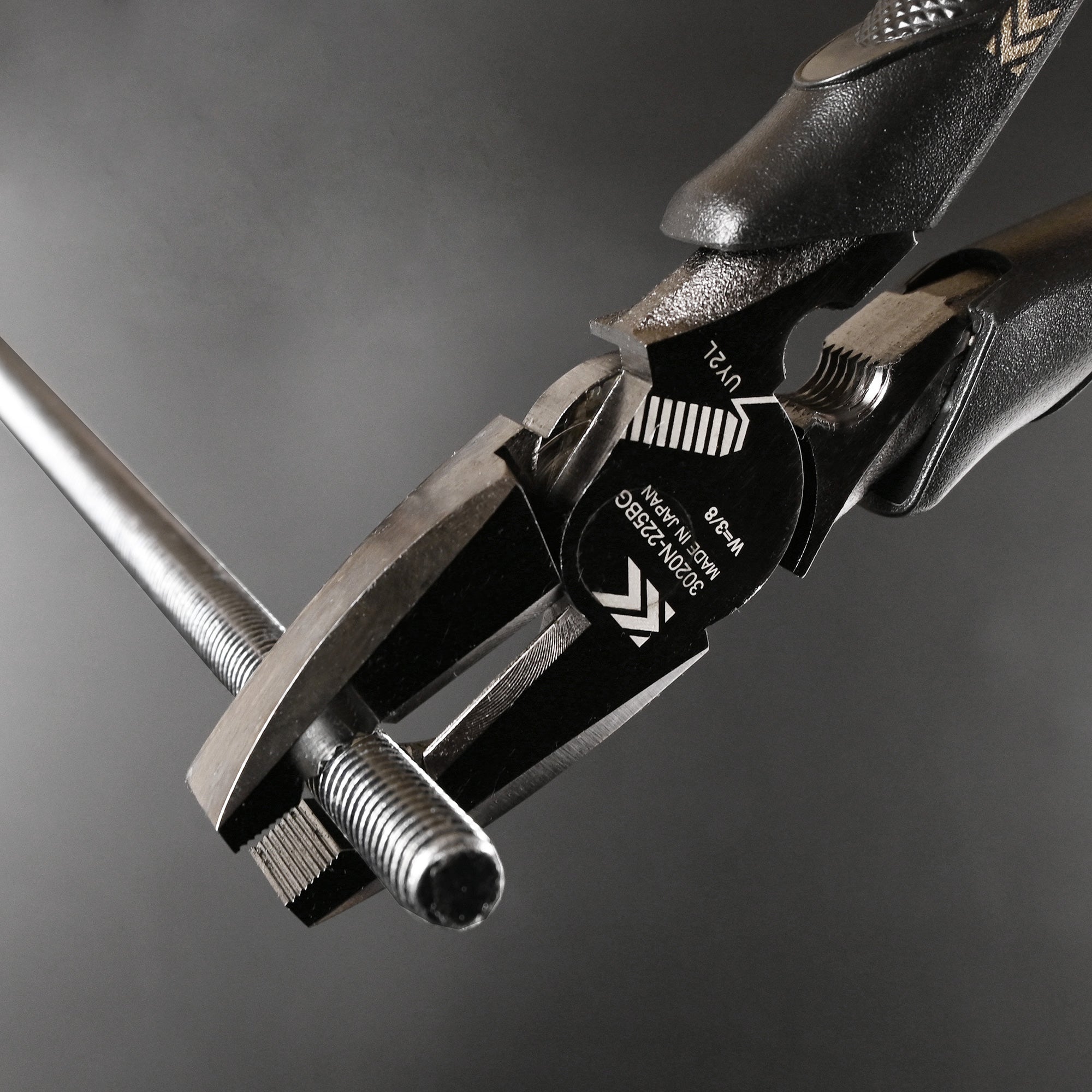 Eccentric power pliers (with full thread burr treatment and thread correction function)