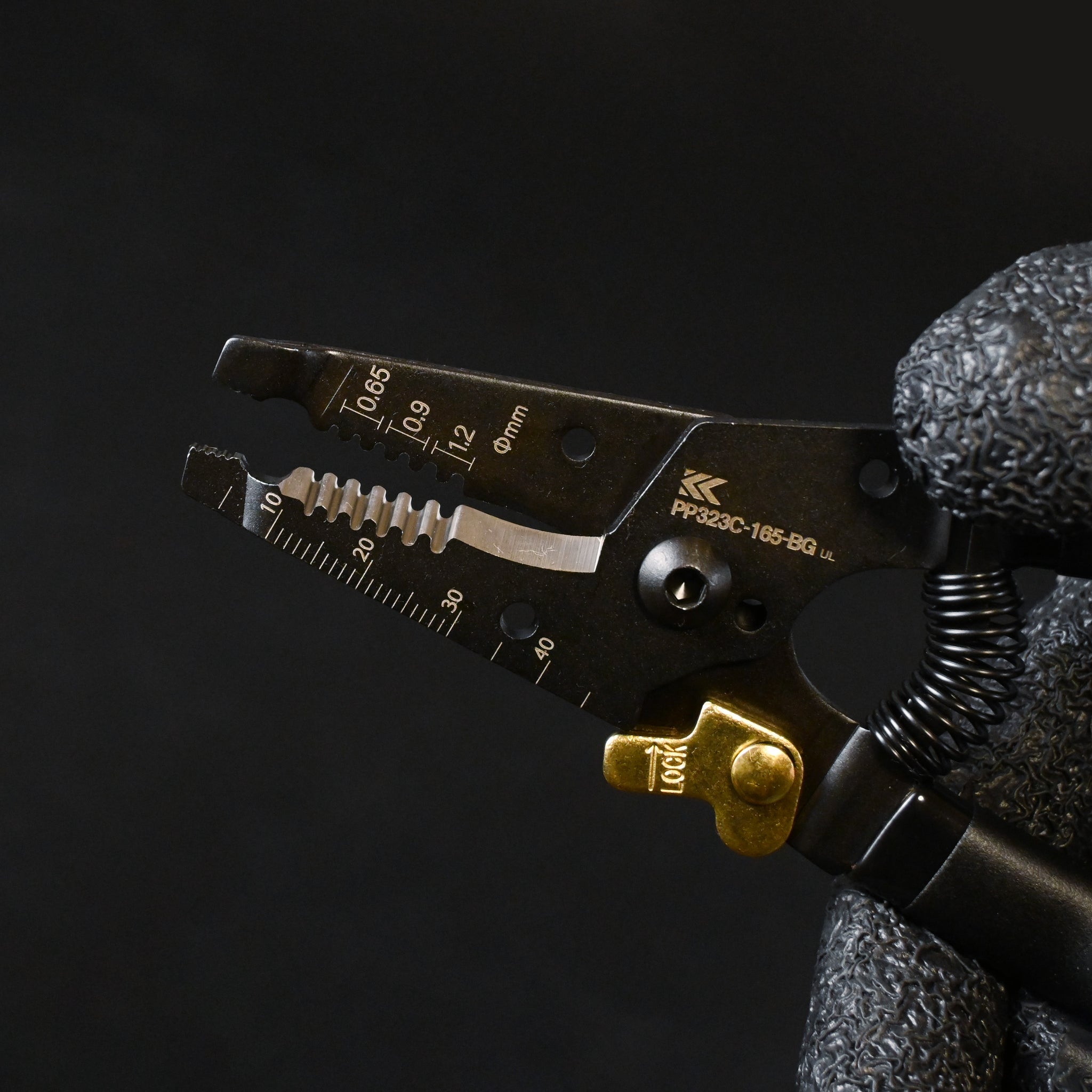 wire stripper